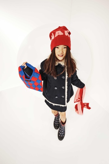 Muž v oblečení Barboure